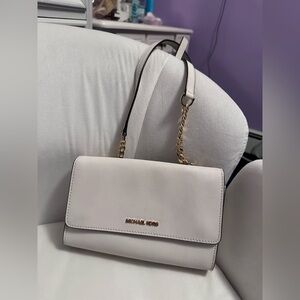 Michael Kors 3 in 1 crossbody bag